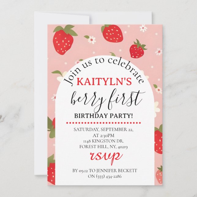 Convite Strawberry Berry First Birthday Invitation (Frente)