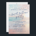 Convite Summer Beach Stringlight Sweet 16 Birthday<br><div class="desc">Um espantoso colorido-chic rosa e turquesa aqua azul-oceano praia ao lado do sol com lanternas e com sotaques cor-de-palmeira cor-de-rosa num doce convite de 16 anos para o tema do verão. Todas as palavras podem ser mudadas para trabalhar para qualquer aniversário ou celebração, e há espaço no verso para informações...</div>