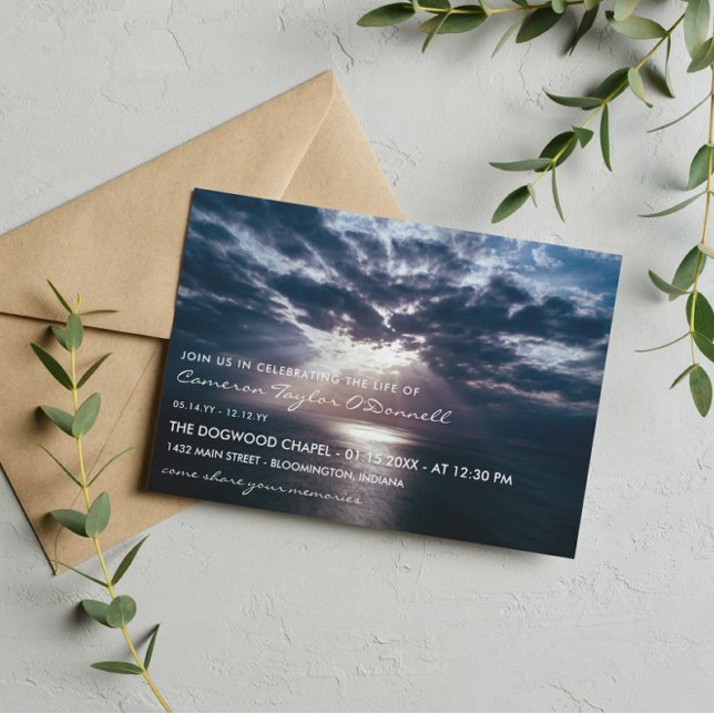 Convite Sun Quebrando Através De Nuvens Memorial De Vida (Criador carregado)
