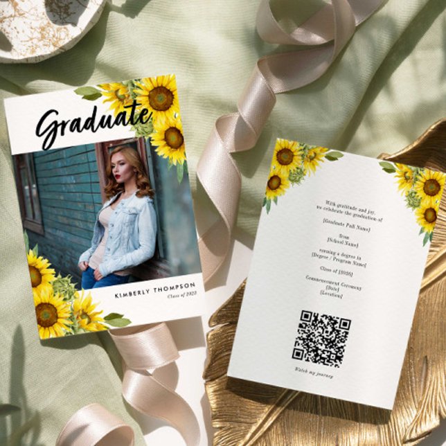 Convite Sunflower Graduation Photo Rustic Floral QR Code (Criador carregado)
