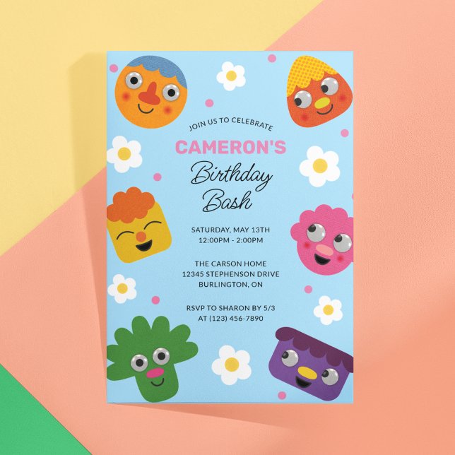 Convite Super Simples | Noodle & Pals Blue Floral Birthday (Invitation on table)