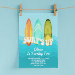 Convite Surfs Up Surfboard Kids segundo aniversário<br><div class="desc">Crie seu próprio segundo convite de aniversário! Personalize esta design com seu próprio texto. Você pode personalizar ainda mais este design selecionando o link "personalizar mais",  se desejar.</div>