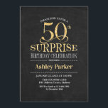 Convite Surpresa 50ª Festa de aniversário - Dourado Preto<br><div class="desc">Rustic Surprise 50th Aniversário Celebration. Design elegante no quadro negro e padrão de ouro brilhante. Apresenta uma fonte elegante de script. Envie-me uma mensagem se precisar de mais personalização.</div>