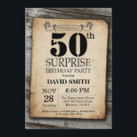 Convite Surpresa Rustic 50th Birthday Invitation Vintage<br><div class="desc">Surpresa Rustic 50th Birthday Invitation com fundo de madeira rustica. Vintage Retro Country. Aniversário Adulto. Homens ou Mulheres Aniversário. Menino ou Menina Menina Menina Adolescente Convidam. 13 15 de 16º 18º 20 21rua 30 de 40º 50º 80 de 60º 70 de 100º. Qualquer Idade. Para mais personalização, clique no botão...</div>