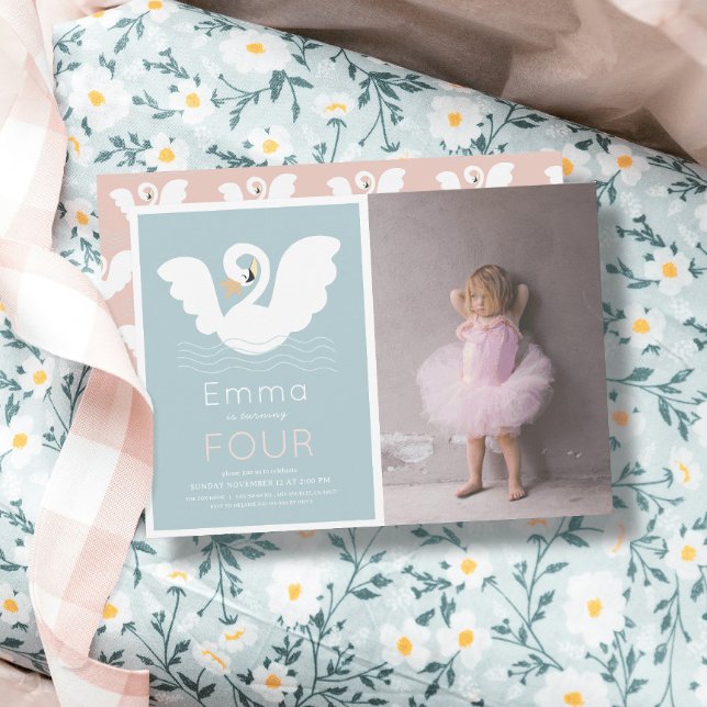 Convite Swan Princess Modern Blue Girl Foto de aniversário (Criador carregado)