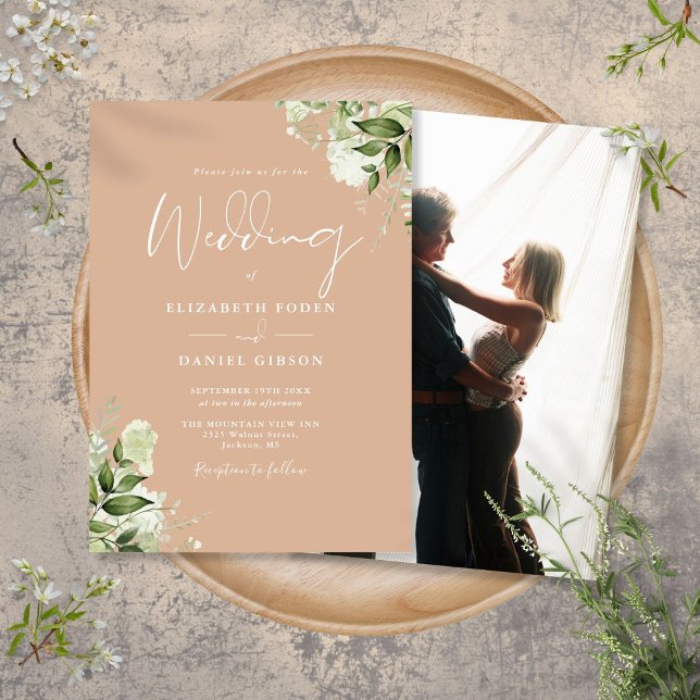 Convite Tan Elegante Flora Verde Foto Casamento  (Tan Elegant Greenery Floral Photo Wedding Invitation)