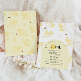 Convite Tão doce de ser um primeiro aniversário de abelha