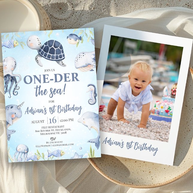 Convite Tartaruga Azul do Mar de Foto Um Dó O primeiro ani (Boys Oneder the Sea First Birthday Invitation with Photo on the Back, Navy Blue One-der the Sea )