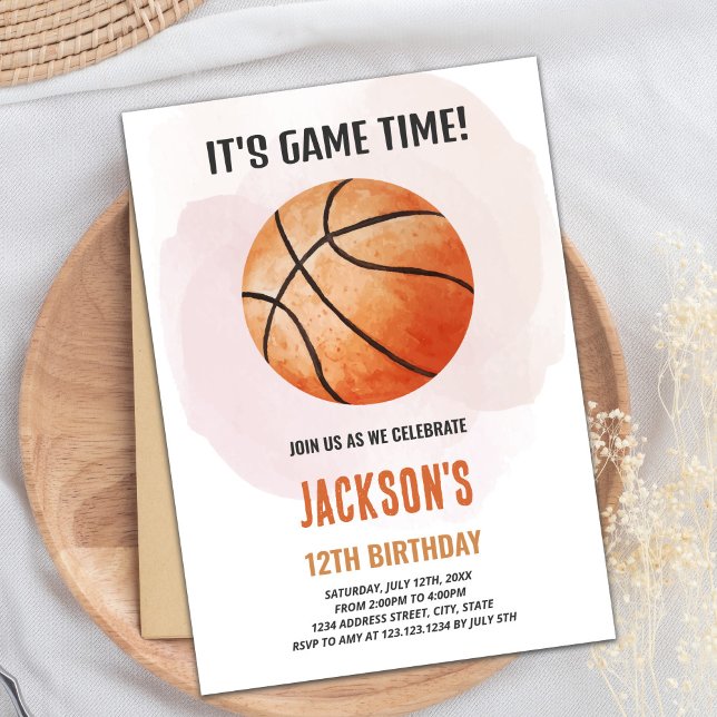 Convite Tema de Esporte Artístico para Crianças (Watercolor Basketball Birthday Invitations)