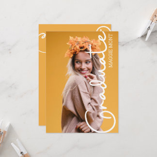 Convite Tendy Modern Simple Script Photo Graduation Invit