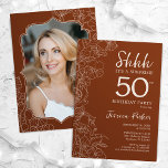 Convite Terracotta Botanical Photo Surprise 50th Birthday<br><div class="desc">Terracotta queimou uma surpresa laranja na 50ª convite de aniversário com sua foto na parte de trás do cartão. O Trendy Boho, porém moderno design feminino, apresenta sotaques botânicos e fontes de script de tipografia. Simples cartão de convite floral perfeito para uma festa surpresa na moda. Pode ser personalizado para...</div>