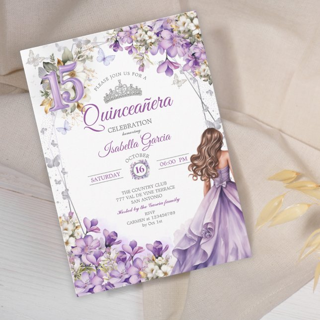 Convite Tiaras de Lavanda Flores Borboletas Quinceañera (Criador carregado)