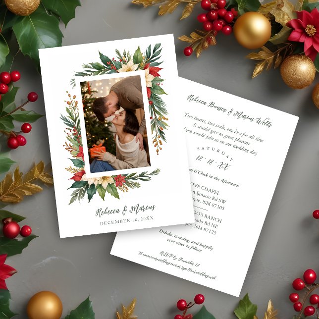 Convite Timeless Christmas Poinsettia Photo Wedding (Timeless Christmas Poinsettia Photo Wedding Invitation Card. )
