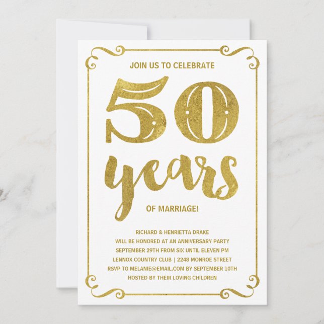 Convite Tipografia Dourada | Faux Foil 50º Aniversário (Frente)