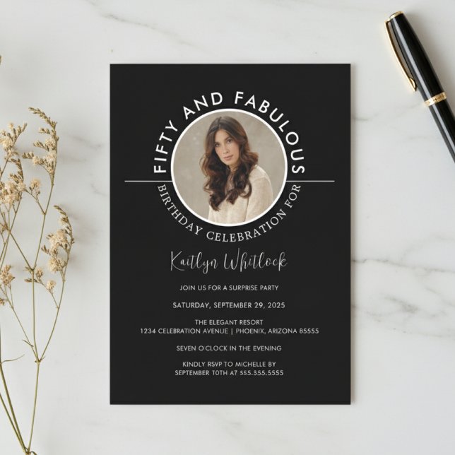 Convite Tipografia Simples Moderna 50 e Fabuloso Aniversár (modern elegant typography fifty and fabulous 50th birthday party invitation trendy invite)