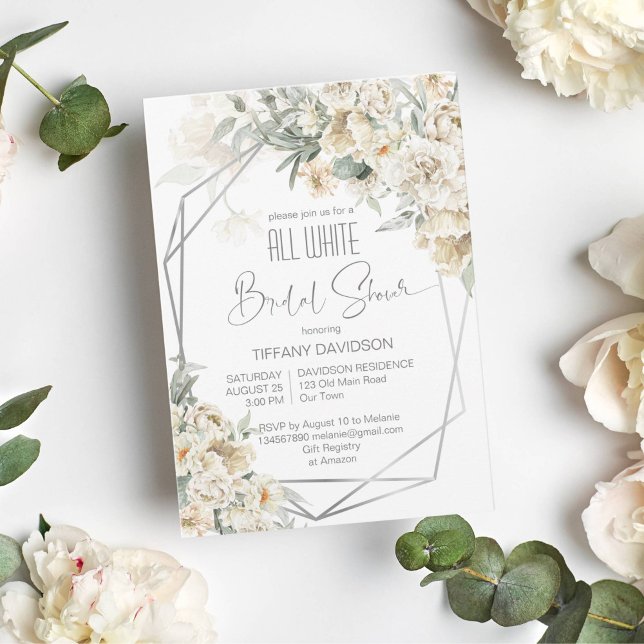 Convite Todas as molduras prateadas de chá de panela branc (All white bridal shower invitation white flowers white sage silver geometrical frame white themed)