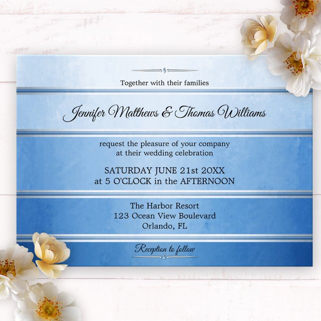 Convite Tone de Tons Azul-Prateado no Casamento do Tom (Wedding invitation featuring an elegant painted blue ton sur ton striped design with a silver lining)