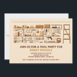 Convite Tool Bench<br><div class="desc">Um belo convite para ferramentas perfeito para um chá de noivos ou uma festa de inauguração. (Pix). O cartão é fácil de personalizar com o seu texto, fonte e cor da fonte. Não exatamente o que você está procurando? Todos os nossos produtos podem ser personalizados para atender às suas necessidades...</div>
