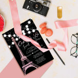 Convite Torre Negra Paris Eiffel Luzes Brilhantes 16<br><div class="desc">Prepare-se para brilhar e brilhar com o nosso convite de aniversário docinho e fofo dos Dezesseis! Esta tendência e design de na moda definem o tom perfeito para uma celebração inesquecível. Apresentando um falso rosa cor-de-rosa brilhando cintilante Paris Eiffel Tower adornada com luzes brancas suspensas brilhantes e um confetti brilhante...</div>