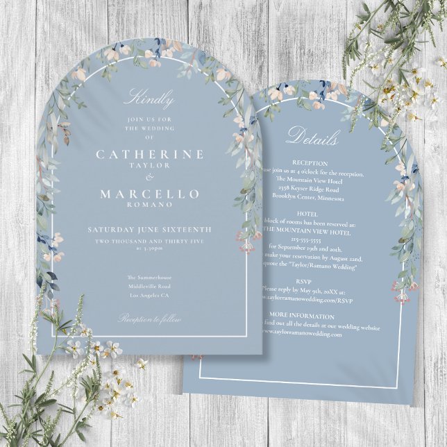 Convite Tudo Em Um Elegante Arco Floral Azul Empoeirado Ca (All In One Elegant Dusty Blue Floral Arch Wedding Invitation)
