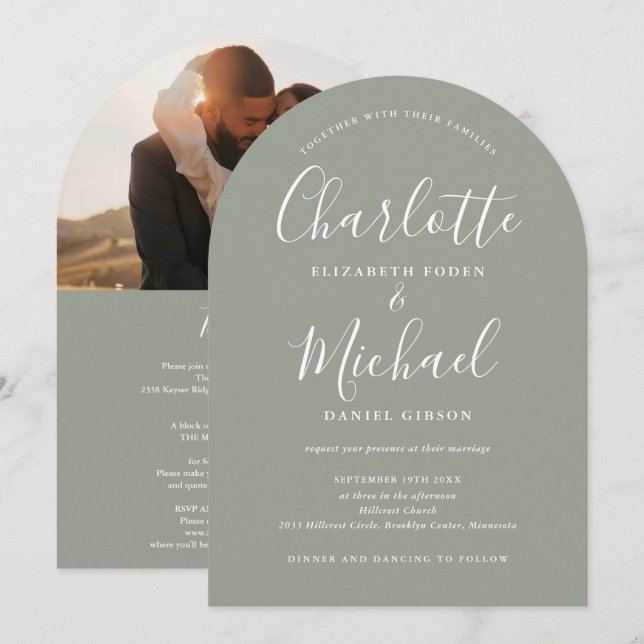 Convite Tudo em um Script Foto Sage Green Arco Casamento (Frente/Verso)