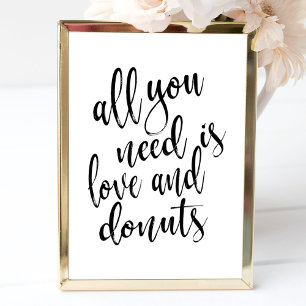 Convite Tudo o que você precisa é amor e donuts placa aces