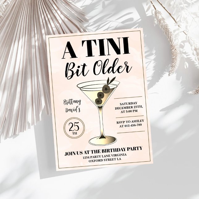 Convite Um Aniversário Tini Bit Antigo Modern Martini Cock (Criador carregado)