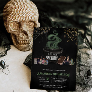 Convite Um bebê está a criar Chá de fraldas de Halloween