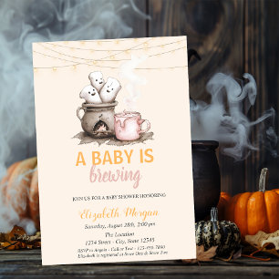 Convite Um Bebê Está Cozinhando Bolinhas de Halloween Chá 