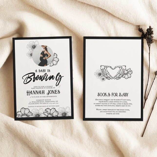 Convite Um bebê está criando Chá de fraldas de Gótico Cave (Criador carregado)