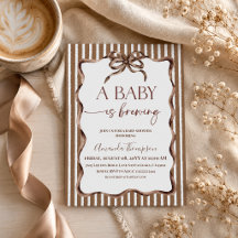 Um Bebê Está Preparando Café Chuveiro