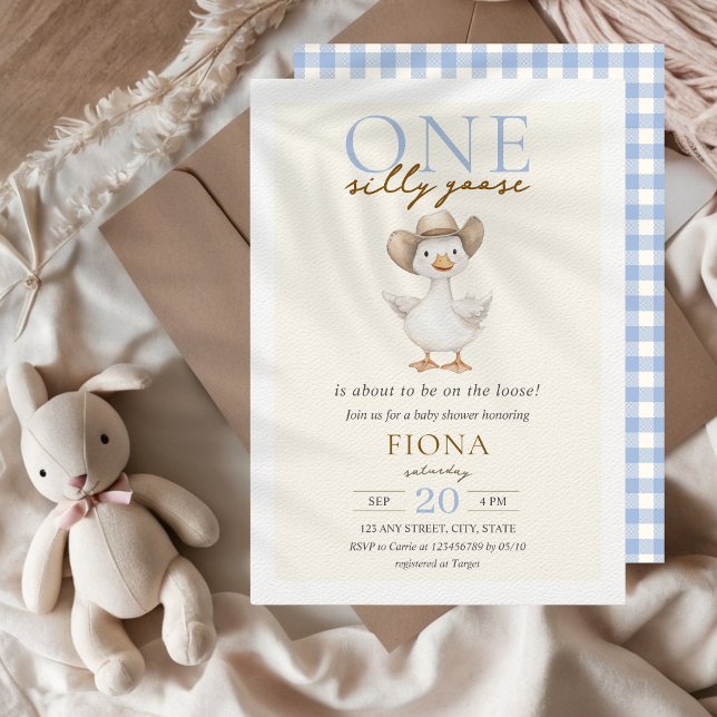 Convite Um Bobo Goose Blue Gingham Boy Chá de fraldas (One Silly Goose Blue Gingham Baby Shower Invitation Cute Farm Animals )