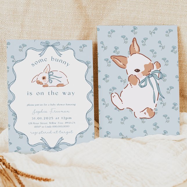 Convite Um Bunny está no Caminho para o Chá de fraldas Con (Boy Bunny Baby Shower Invitation)