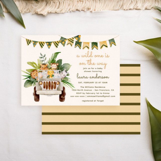 Convite Um Chá de fraldas Safari Selvagem Selvagem (tropical baby shower invitation with watercolor jungle animals in a safari car)