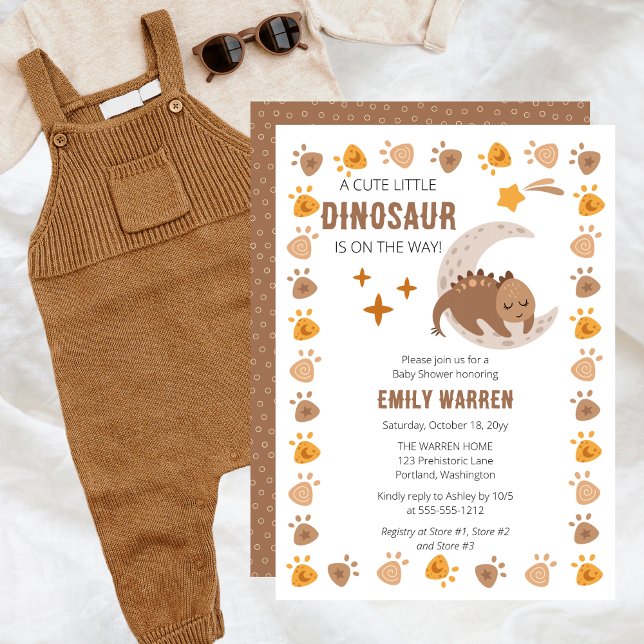 Convite Um Dinossauro Bonito Está A Caminho De Chá de fral ("A Little Dinosaur Is On The Way!" Cute Boy Baby Shower with Sleeping Dinosaur | Dinosaur Footprints)