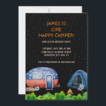 Convite Um Feliz Camponês Birthday Kids Night Sky<br><div class="desc">Prepare-se para uma celebração de aniversário aventureira e encantadora com nosso design de aniversário "Um Camper Feliz" Kids Night Sky! Transportem o seu pequeno para uma noite mágica sob as estrelas com um céu noturno cativante, com estrelas cintilantes como fundo. A design ganha vida com uma carrinha encantadora, uma tenda...</div>