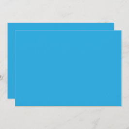 Convite um fundo azul com um gato preto e branco