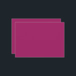 Convite um fundo rosa com um branco<br><div class="desc">O design é um grande quadrado azul,  que parece ser um céu claro e claro. A cor do céu é uma cor azul profunda,  dando-lhe uma aparência vibrante e viva.</div>