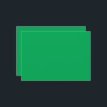 Convite um fundo verde com<br><div class="desc">O design é um quadrado grande,  azul,  com textura macia e uma cor azul profunda. A cor é calmante e calmante,  evocando um senso de tranquilidade e paz. A matiz azul lembra o oceano ou um céu azul claro,  invocando sentimentos de serenidade e relaxamento.</div>