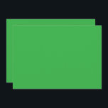 Convite um fundo verde com borda branca<br><div class="desc">A imagem é um quadrado azul brilhante com cor uniforme e textura lisa. Ele se destaca contra o fundo com um impressionante contraste visual.</div>