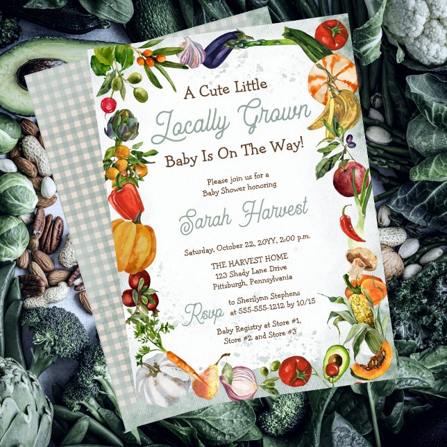 Convite Um Pequeno Bebê Cultivado Localmente Está No Camin ("A Cute Little Locally Grown Baby Is On The Way!" Boy Baby Shower Invitation)