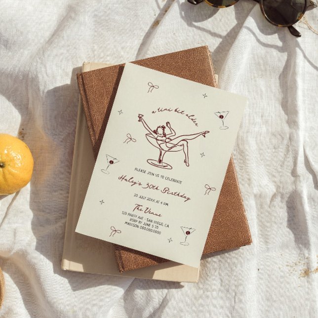 Convite Um Tini Bit Antigo Quirky Maroon Mão Desenhada Ani (Criador carregado)