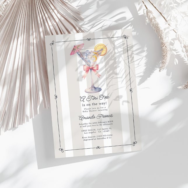 Convite Um Tini One a Caminho Chá de Bebê Martini (A Tini One Is on the Way Martini Baby Shower Invitation)