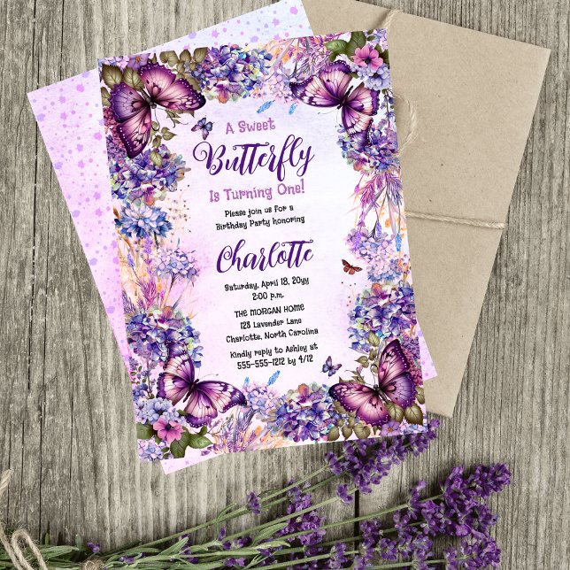 Convite Uma Boca Doce Está Transformando Um primeiro anive (A Sweet Butterfly Is Turning One Girl Butterflies and Floral 1st Birthday Party Invitation)