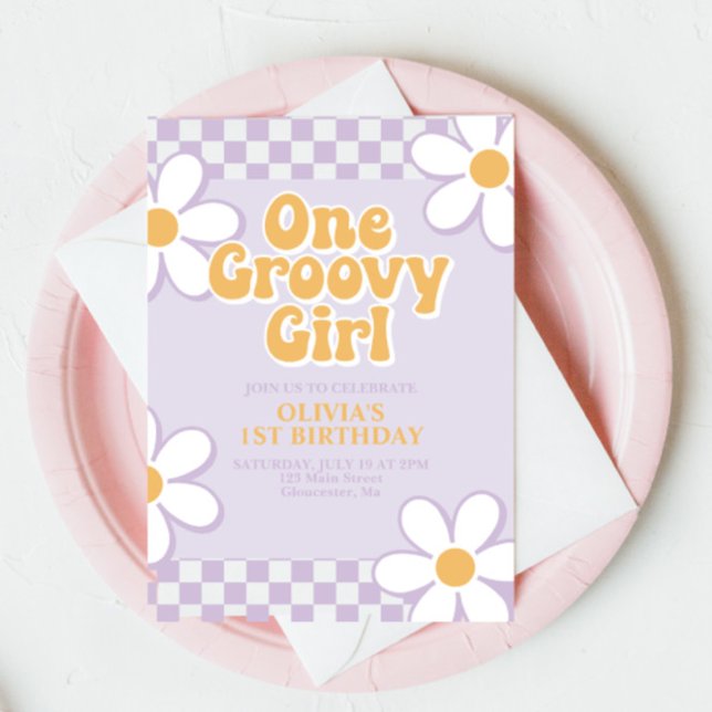 Convite Uma Garota Groovy Xadrez Lilás Daisy Retro (Criador carregado)