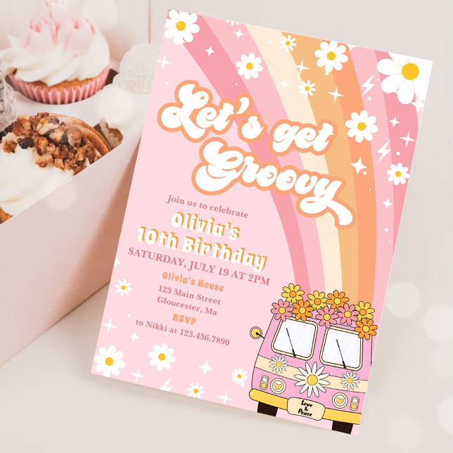 Convite Vamos Obter Groovy Retro Rainbow 10º Aniversário (Criador carregado)