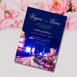 Convite Vegas Antes de Vows Hen Bachelorette Weekend<br><div class="desc">Surpreenda suas namoradas com este convite para solteiros de na moda,  apresentando bela ilustração de Las Vegas e detalhes editáveis. Personalize-o facilmente clicando na opção "personalizar".</div>