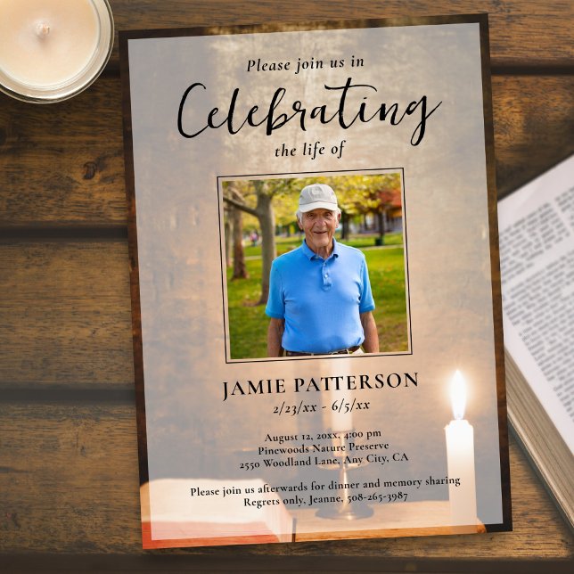 Convite Velas Celebração de Bíblias do Funeral de Foto de  (Criador carregado)