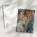 Convite Verde Whimsical e Casamento Dourado de Foto<br><div class="desc">Entra num mundo de encantamento com o nosso brilhante verde e o convite de casamento da foto-quadro de ouro, perfeito para o teu casamento de primavera botânico. Adorado com eucalipto verde sábio e sotaques dourados, este convite expele elegância e capricho moderno. Imaginem passear por um jardim de verão mágico, rodeado...</div>