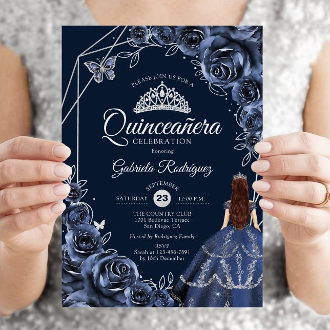 Convite Vestido de Borboleta Prateada Marinho de Quinceane (Criador carregado)